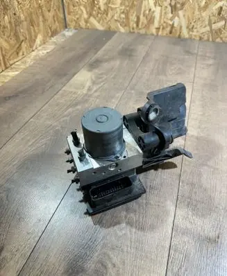 Mercedes-Benz CLS C218 X218 ABS Pump A2184313212