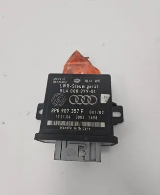 Audi A4 S4 B7 8E 8H Light module LCM 8P0907357F 5LA00837901