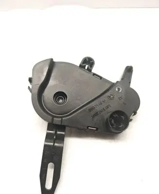 BMW 6 E63 E64 Seat belt height adjuster 560714910
