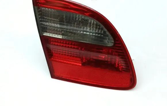 Mercedes-Benz E W211 Tailgate rear/tail lights A2118202964 379509 A2118200777