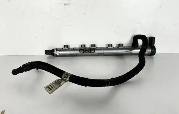 BMW 3 E92 E93 Fuel main line pipe 7809128 13537809128
