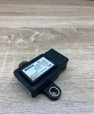 BMW 5 E60 E61 ESP acceleration yaw rate sensor 6753694 0265005248