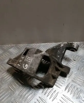 Volkswagen Golf III Engine mounting bracket 028145523D 028145523J