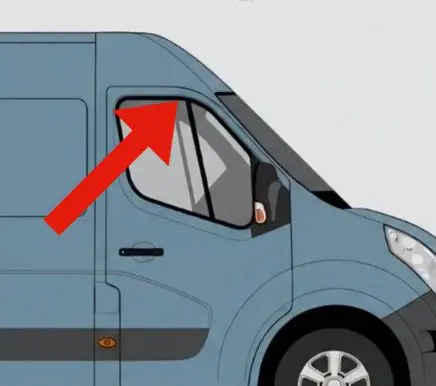 Renault Master III Rubber seal front door window/glass