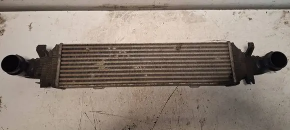 Mercedes-Benz E W212 Intercooler radiator 6770176 A2045000200 09T28503