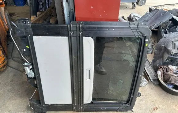 Cadillac CTS Sunroof set 82057000 24020465 A2344142022