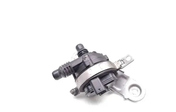 BMW X3 G01 Electric auxiliary coolant/water pump 8651287