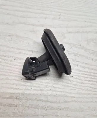 Volvo V70 Windshield washer spray nozzle 30699651