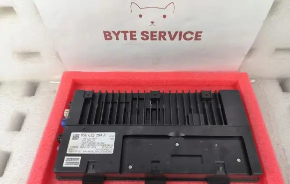 Audi e-tron Other control units/modules 85E035284A