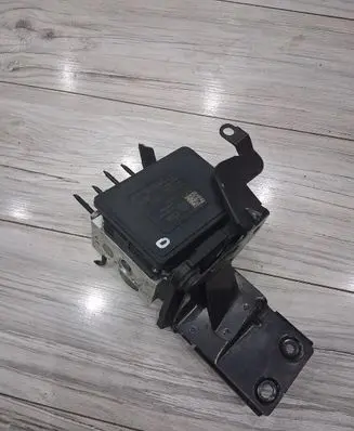 Audi A3 S3 8V ABS Pump 5Q0907379AA