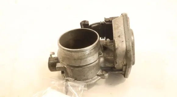 BMW 1 E81 E87 Throttle body valve 780437301