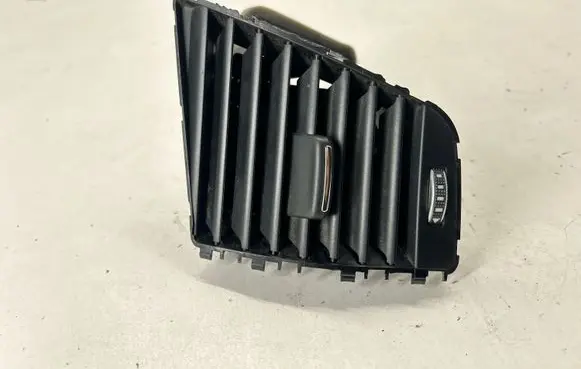 Audi Q5 SQ5 Dashboard side air vent grill/cover trim 8R1820901 5240034204