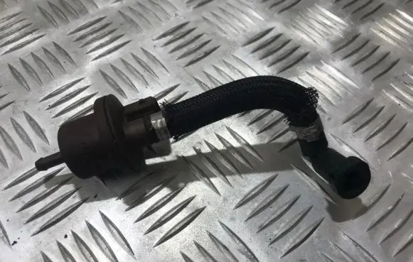 Peugeot 207 Valve vacuum 2580008b