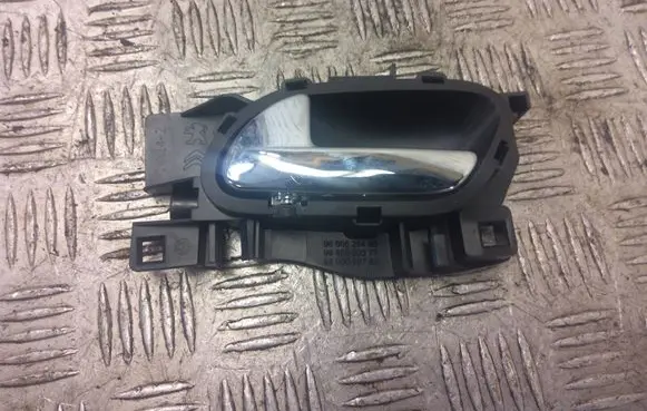 Peugeot RCZ Front door interior handle 9660525480