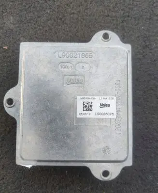 Ford C-MAX II LED ballast control module L90021969