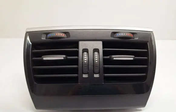 BMW X5 F15 Rear air vent grill 9252013 64229252013