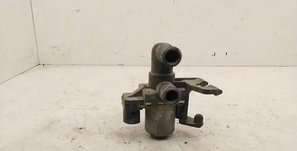 BMW 3 E36 Coolant heater control valve 8391418 1147412052
