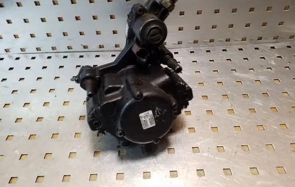 Citroen C5 Fuel injection high pressure pump 9656391680