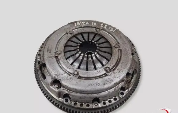 Seat Ibiza IV (6J,6P) Clutch set kit 036141032H