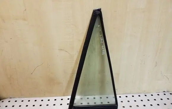 Rear vent window glass