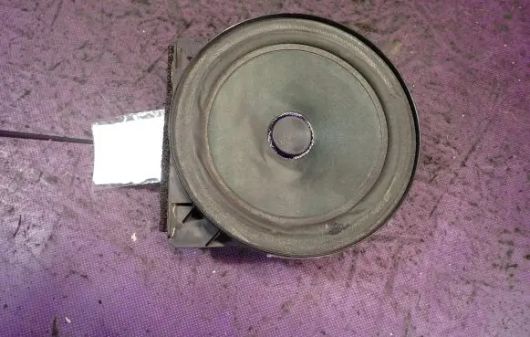 Honda CR-V Front door speaker 7060165