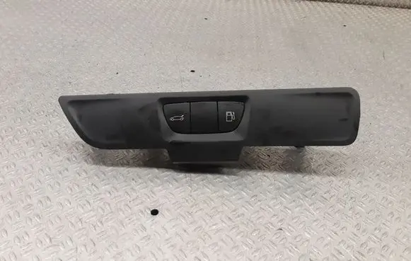 Peugeot 508 Fuel tank opening switch 96661584XT