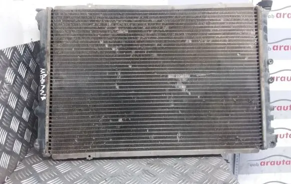 Renault Megane I Coolant radiator