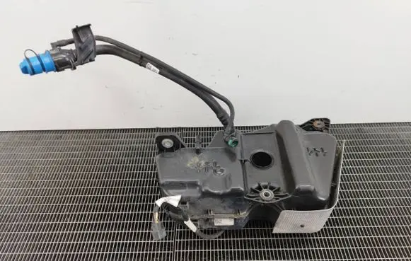 Ford Kuga III AdBlue liquid reservoir 0444040044