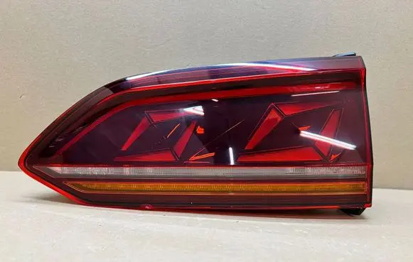 Volkswagen Touareg III Rear/tail lights 760945208B