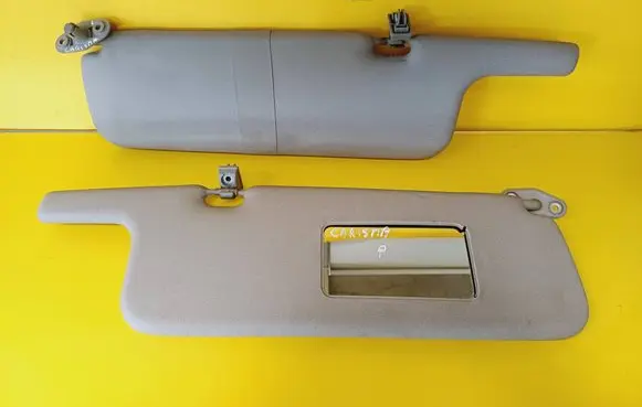 Mitsubishi Carisma Sun visor