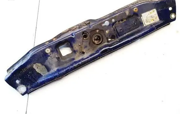 Opel Astra H Radiator support slam panel