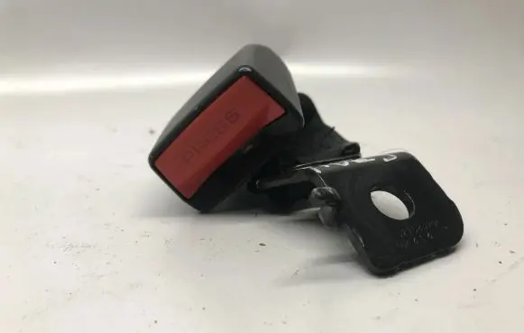 BMW 2 F22 F23 Rear seatbelt buckle 7243311