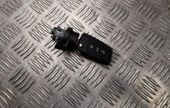 Skoda Superb B8 (3V) Ignition lock 5G9905855B