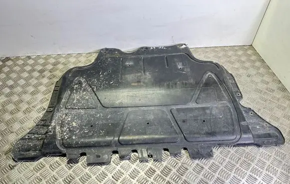Audi A3 S3 8V Engine splash shield/under tray 5Q0825236