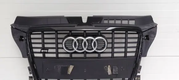 Audi A3 S3 8P Front grill 8P0853651Q