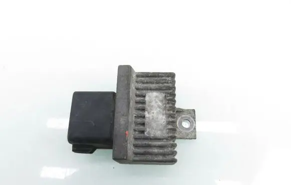Renault Trafic II (X83) Glow plug pre-heat relay 