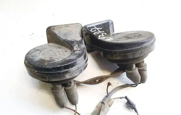 Toyota Corolla Verso E121 Horn signal e335717 ch2035-a
