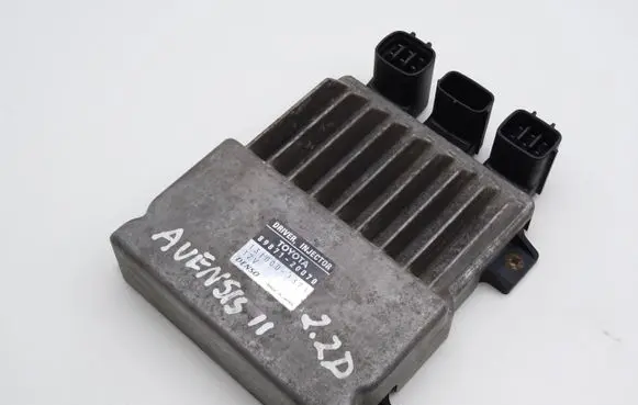 Toyota Avensis T250 Fuel injection control unit/module 8987120070 1310001371