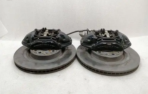 Chevrolet Corvette C8 Rear brake caliper 84777501