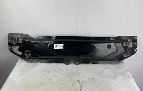 BMW 5 E60 E61 Top upper radiator support slam panel 7033741