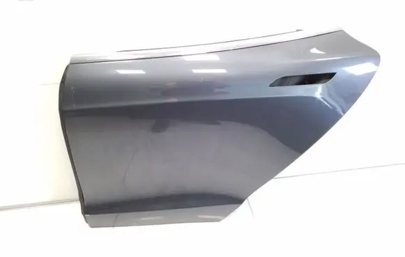 Tesla Model S Rear door