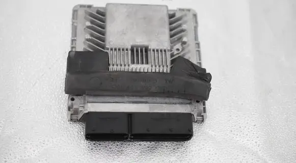Audi Q5 SQ5 8R Engine control unit/module 8R0907551E 4G0907551A 5WP4734105