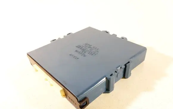 Toyota Corolla Verso AR10 Combustion control unit/module 896180F020 MB1238009021