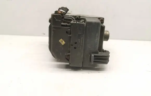 Audi A4 S4 B5 8D ABS Pump 8E0614111AB