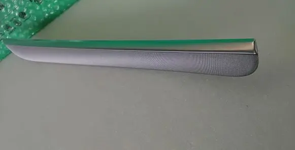 Rear door trim (molding)