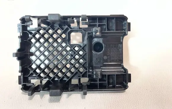 BMW 2 Active Tourer U06 Blind spot radar bracket 89A098615