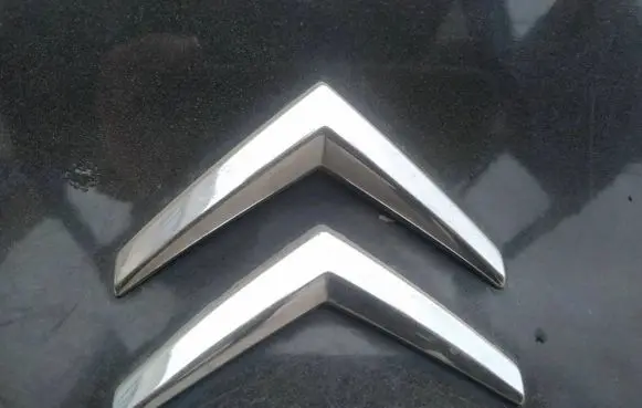 Citroen C5 Manufacturer badge logo/emblem 
