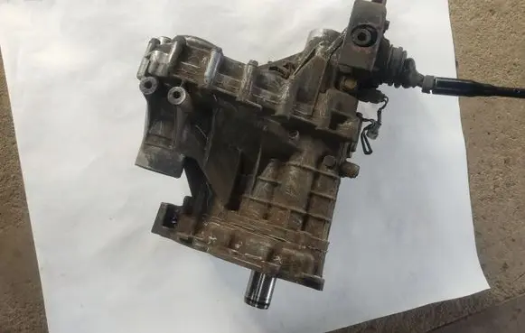 Suzuki XL7 I Gearbox transfer box case 