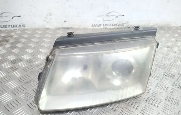 Volkswagen PASSAT B5 Headlight/headlamp 0100020 0100021