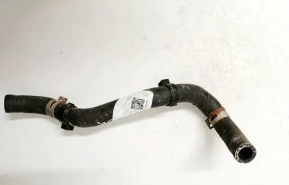 Toyota RAV 4 (XA40) Engine coolant pipe/hose